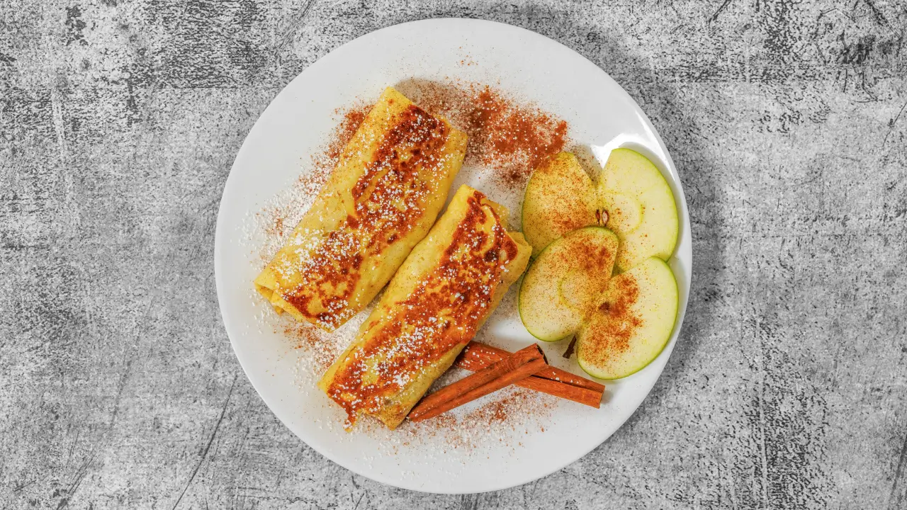 Apple & Cinnamon Crepe Rolls