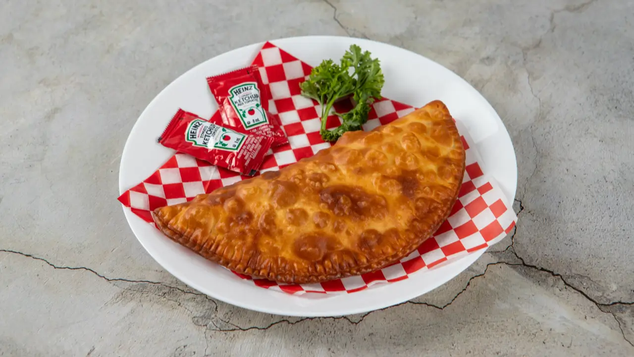 Crispy Meat Pastry "Cheburek" (Чебурек)