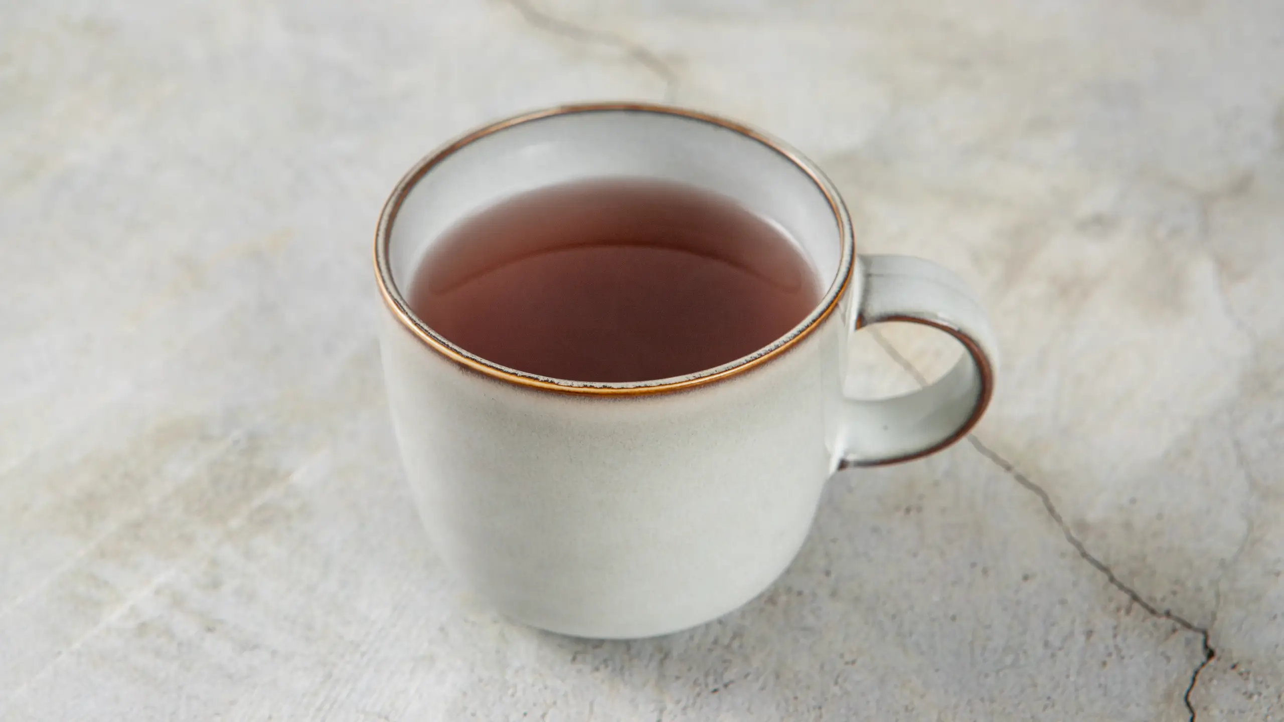 Hagebutten- und Cranberrykräutertee